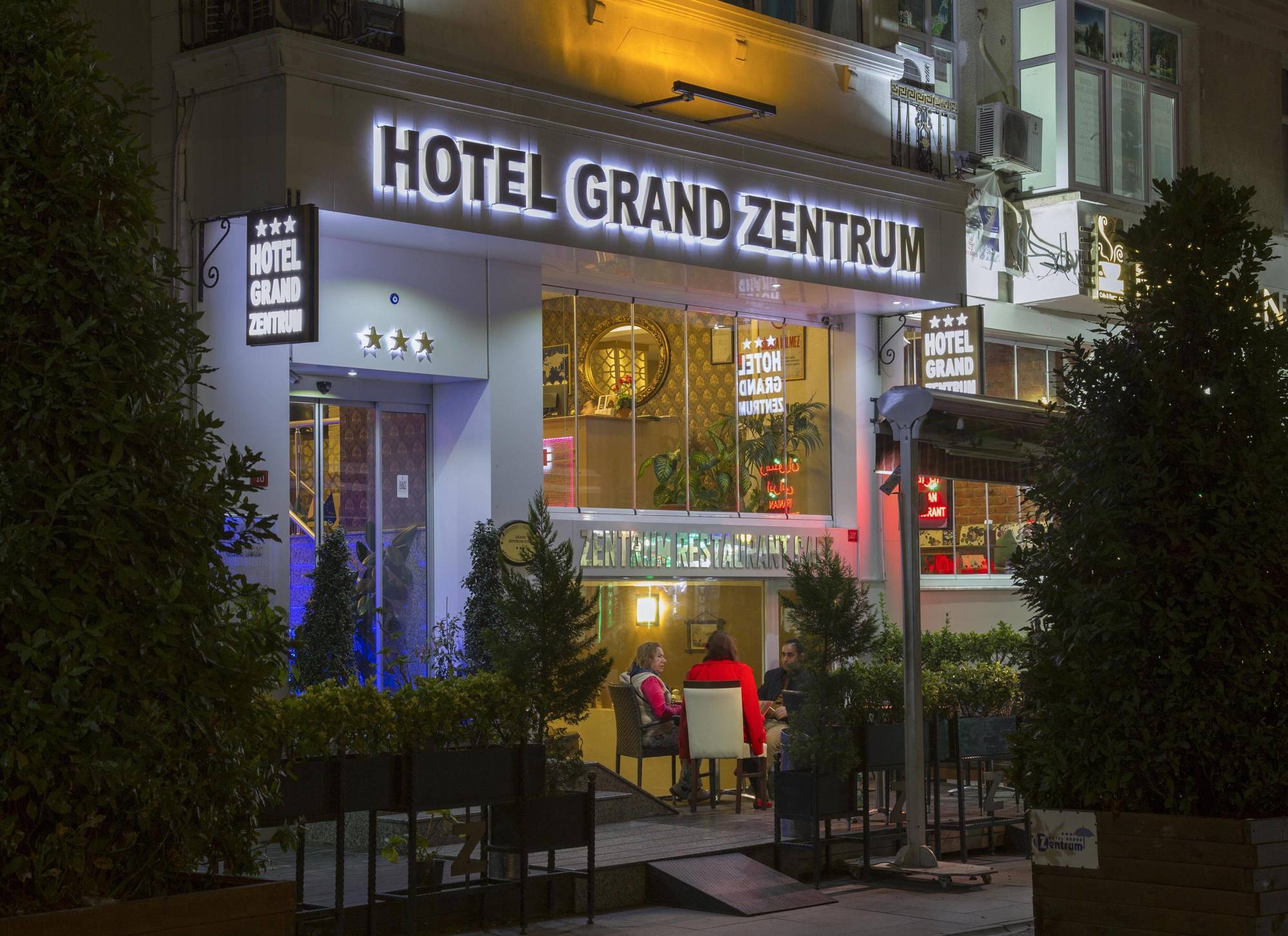 Grand Zentrum Hotel & Cafe Restaurant - Taksim Square Istambul Exterior foto