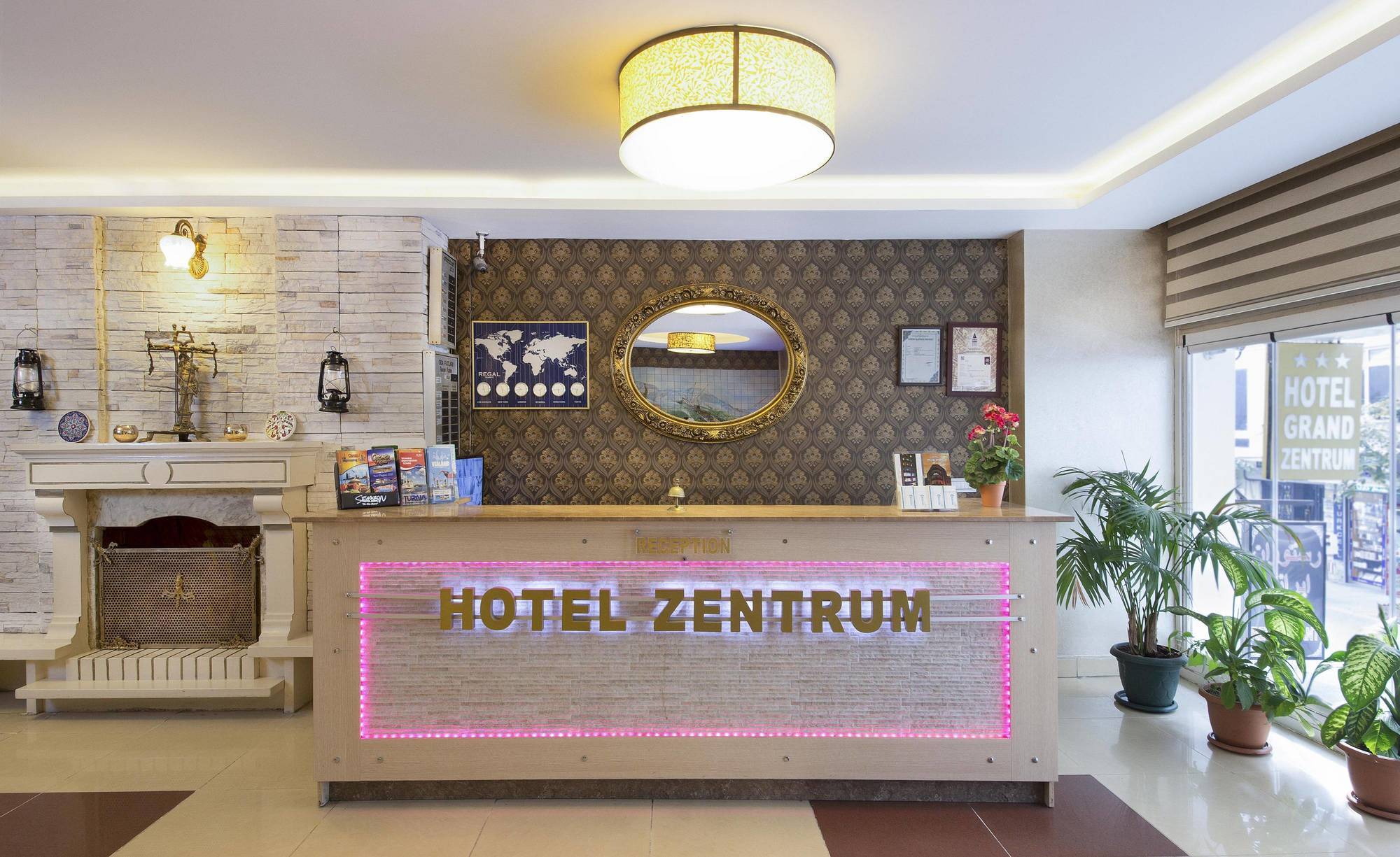 Grand Zentrum Hotel & Cafe Restaurant - Taksim Square Istambul Exterior foto